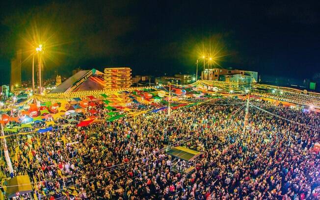 Público prestigia a festa junina de Campina Grande