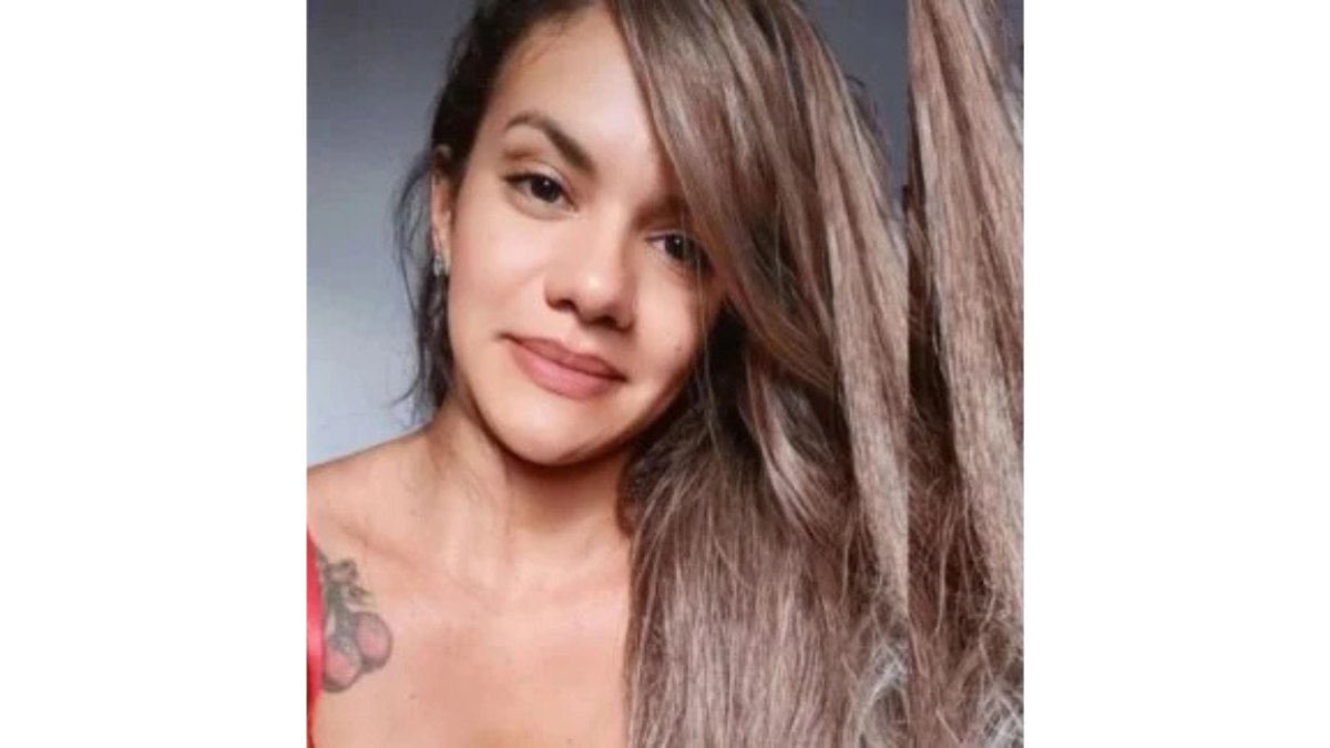 Juliana Soares conta detalhes da agressão em entrevista Juliana Soares conta detalhes da agressão em entrevista