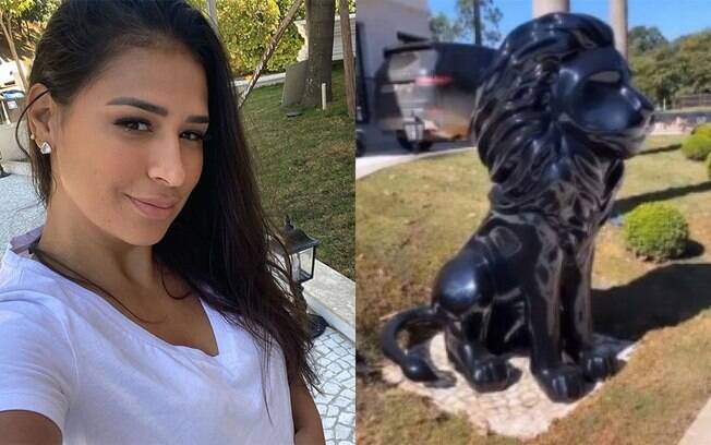 A cantora Simone comprou esculturas de leão de R$ 45 mil reais