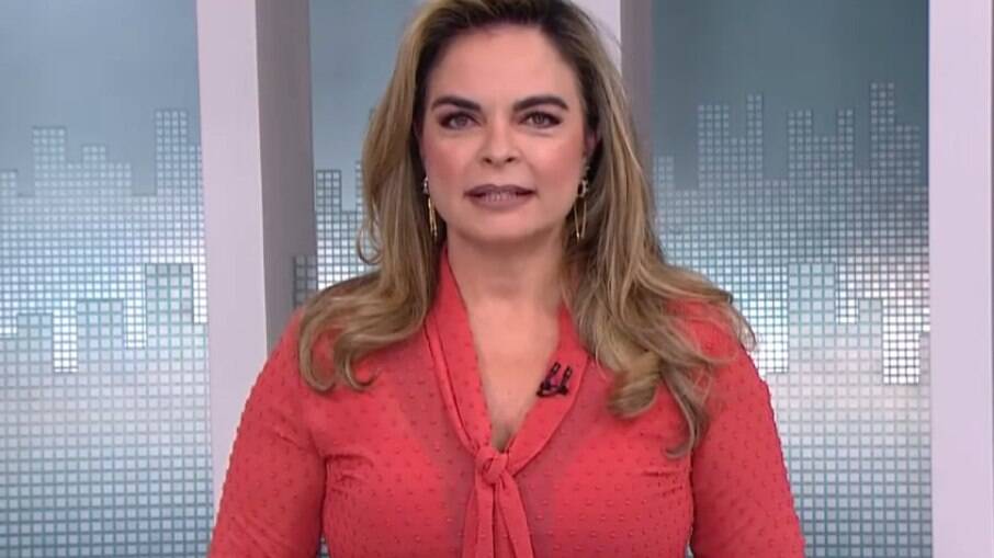 Liliane Ventura no Jornal da Gazeta; ela estava fora da TV aberta desde 2005