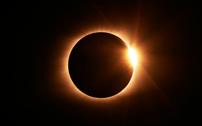 Eclipse Total Solar de 08 de abril: a beleza de lidar com as crises