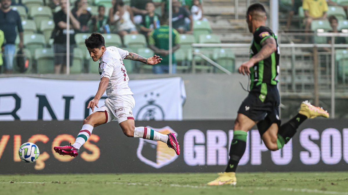 Fluminense e América se enfrentam neste sábado