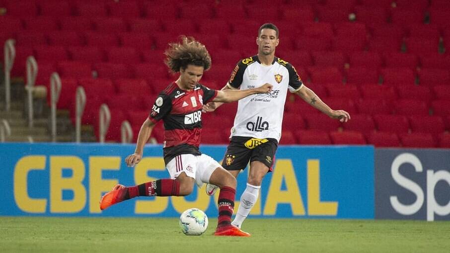 Arão chegou ao Flamengo em dezembro de 2015