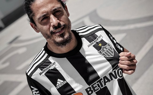 Atlético Mineiro anuncia contratação de Maurício Lemos