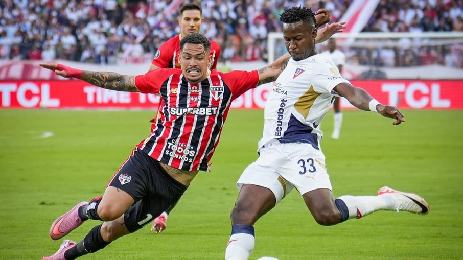 LDU superou gigantes brasileiros antes de enfrentar o Palmeiras