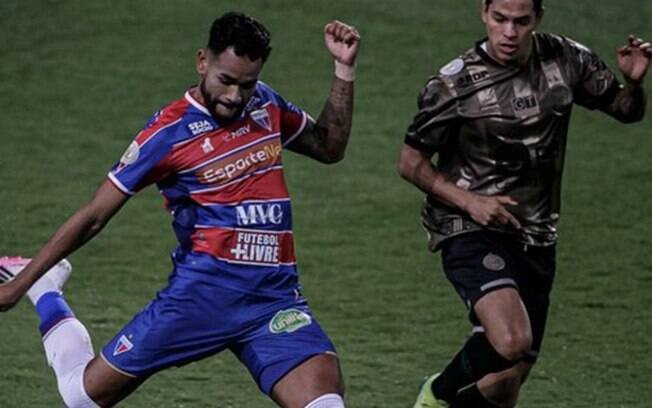 Fortaleza confirma a saída de Jackson e deixa agradecimento ao zagueiro em sua despedida Fortaleza confirma a saída de Jackson e deixa agradecimento ao zagueiro em sua despedida