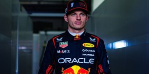 Verstappen comenta sobre possível ida para Mercedes