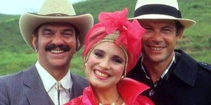 Globo estuda volta de novela que já chegou a perder para Chaves