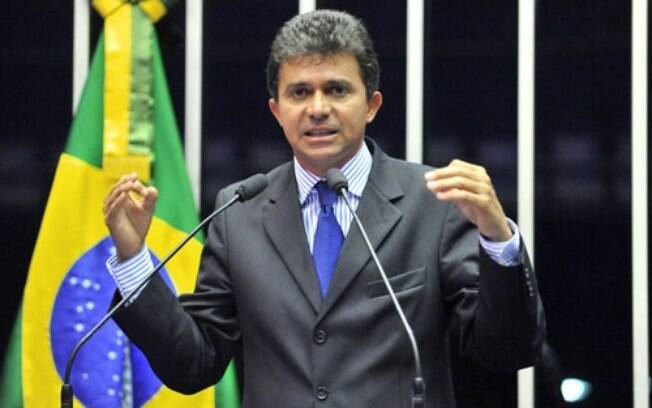 Ex-senador, Expedito Junior (PSDB) lidera as pesquisas de intenção de voto. Outros dois candidatos a governador de Rondônia disputam vaga no segundo turno