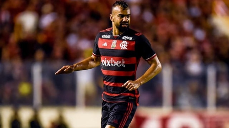 Fabrício Bruno não se acerta com West Ham e pode ficar no Flamengo