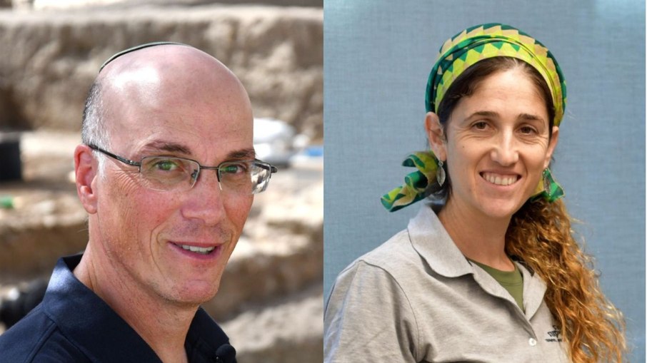 Dr. Elie Haddad, à esquerda, e Elisheva Zwiebel, à direita Dr. Elie Haddad, à esquerda, e Elisheva Zwiebel, à direita