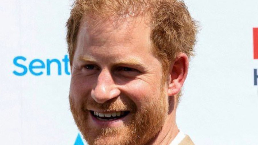 Príncipe Harry dá entrevista com detalhes reveladores sobre Família Real
