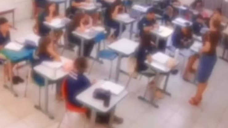 Professora%20%C3%A9%20afastada%20ap%C3%B3s%20fala%20racista%20e%20pol%C3%ADtica%20em%20SP