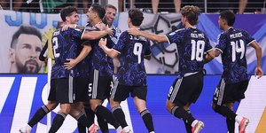 Argentina bate Jordânia com gol de Messi e crava 1ª fase perfeita