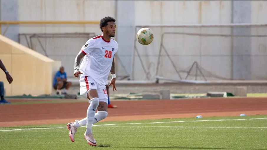 Ryan Mendes é atacante e titular da Seleção de Cabo Verde