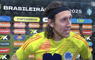 Cássio detona árbitro de Cruzeiro x Santos: Jogamos contra 12