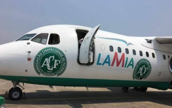 Avião da Lamia que caiu com a delegação da Chapecoense