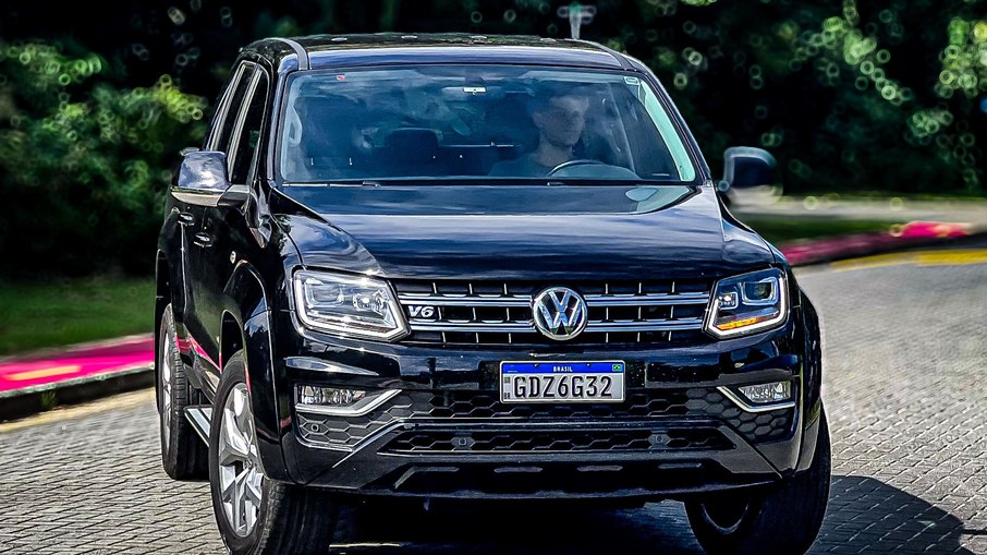 Volkswagen Amarok se destaca por ser a picape mais potente entre as concorrentes e por carregar o mais peso na caçamba