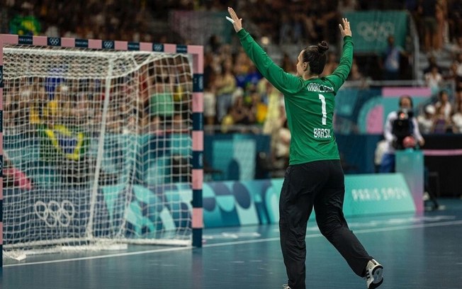 Paris 2024: Brasil vence e avança às quartas do handebol feminino