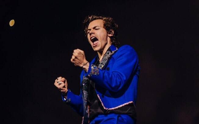 O cantor Harry Styles no show realizado em Nashville durante a turnê mundial para divulgar o seu disco de estreia