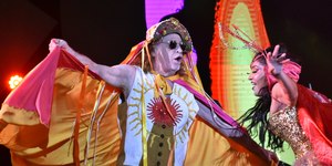 Alceu Valença homenageia Jackson do Pandeiro no clássico “Papagaio do Futuro”	