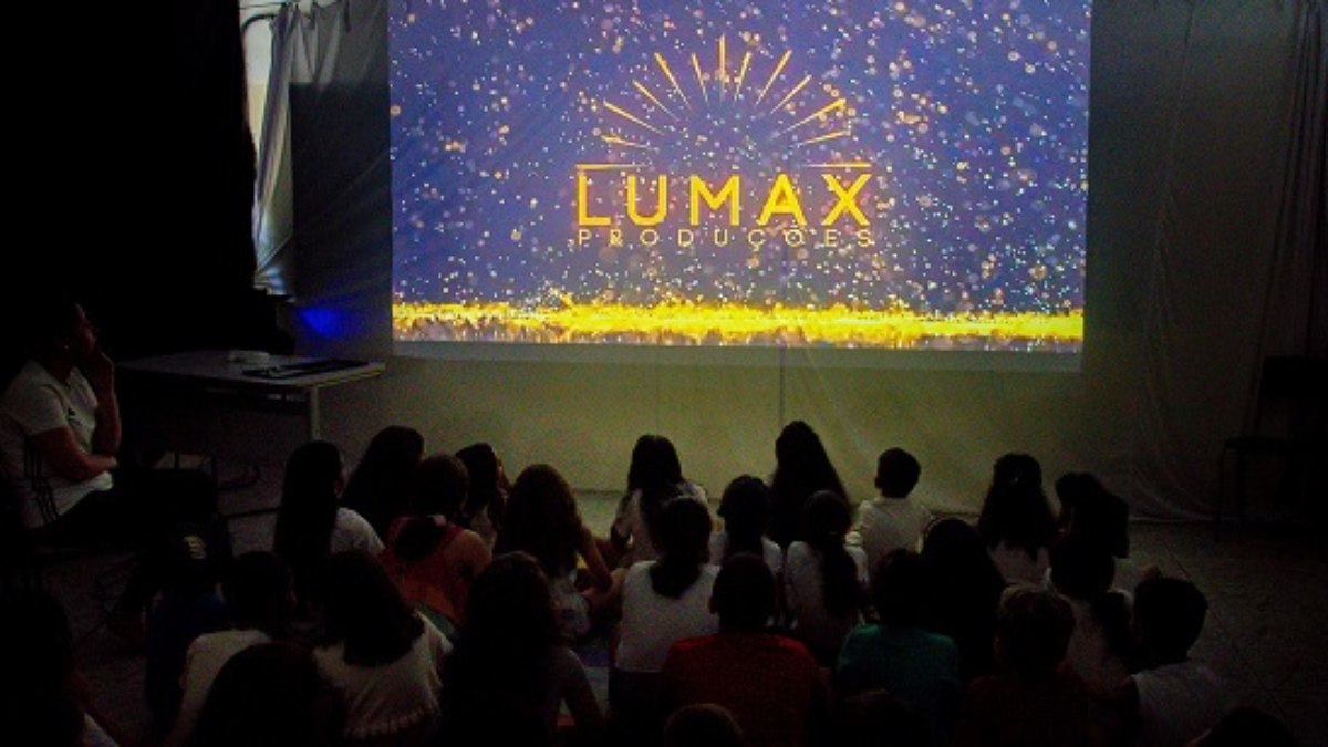 Produção tem o objetivo de levar o cinema até escolas públicas e instituições educacionais