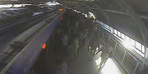 VÍDEO: morte de homem de 35 anos provoca desespero no metrô de SP