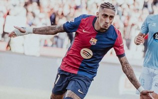 Barcelona acerta renovação contratual de Raphinha; veja detalhes