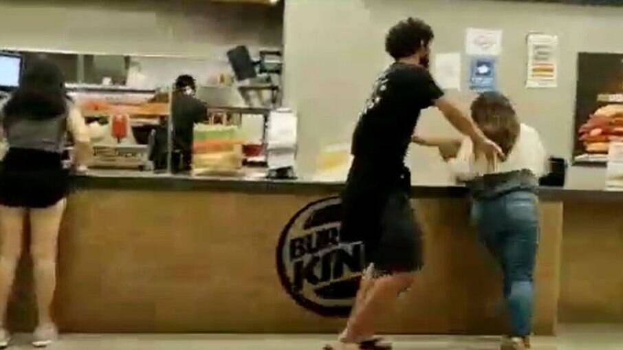 Funcionárias do Burger King são agredidas em São Paulo