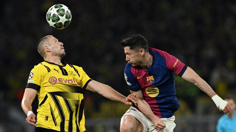 Dortmund vence Barcelona, mas é eliminado da Champions League Dortmund vence Barcelona, mas é eliminado da Champions League
