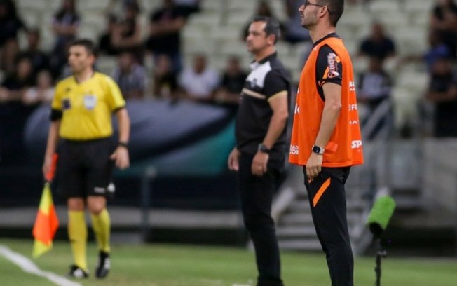 Após derrota do Corinthians diante do Ceará, Filipe Almeida diz: 'Time se perdeu'