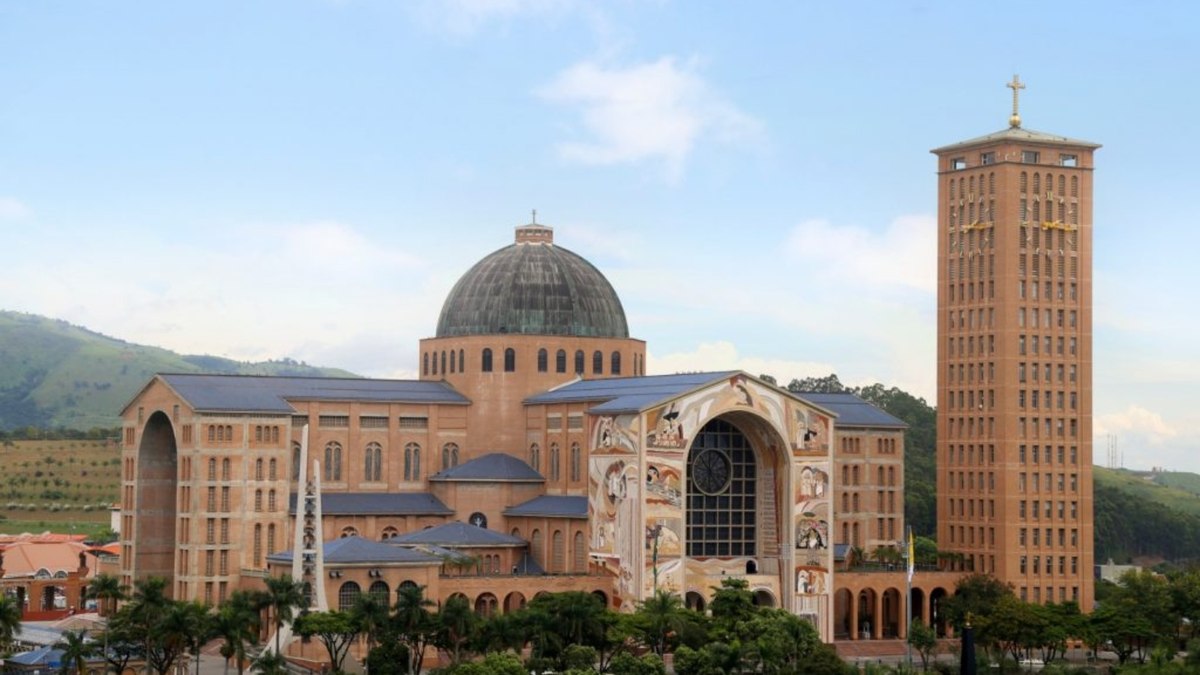 Santuário de Aparecida amplia horários para celebrar Dia da Padroeira Santuário de Aparecida amplia horários para celebrar Dia da Padroeira
