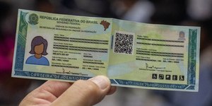 Nova Carteira de Identidade Nacional é obrigatória nos aeroportos