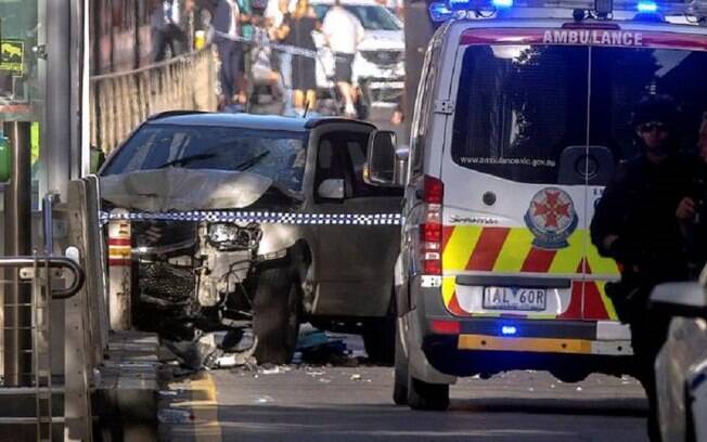 Atropelamento em Melbourne deixou 14 pessoas feridas; quatro estão em estado grave