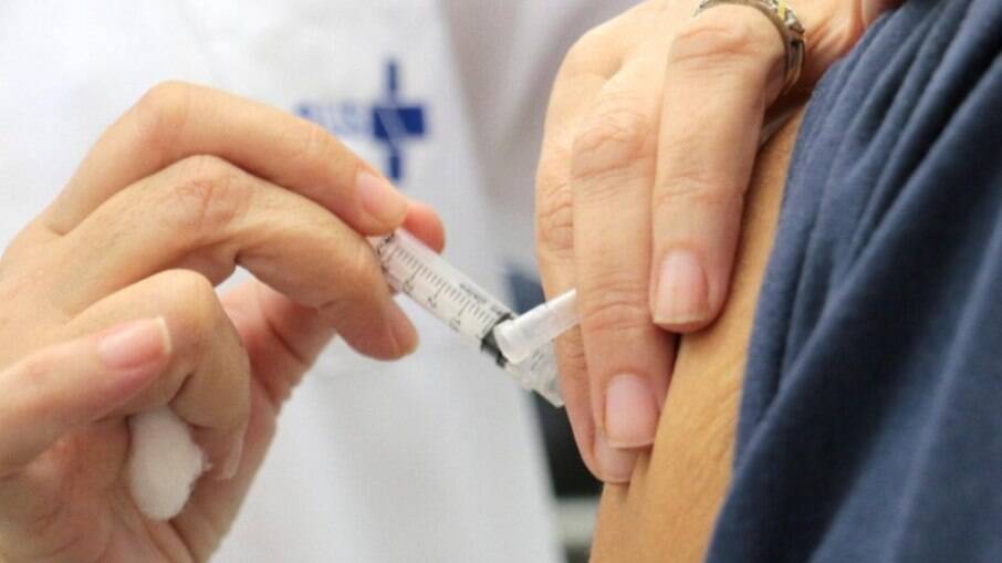  Anvisa dá aval para pesquisa de novas vacinas contra Covid-19 no país