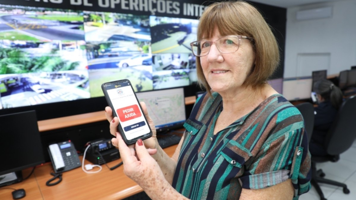 A aposentada Maria Celeste Piton foi a primeira pessoa a aderir ao novo recurso digital A aposentada Maria Celeste Piton foi a primeira pessoa a aderir ao novo recurso digital