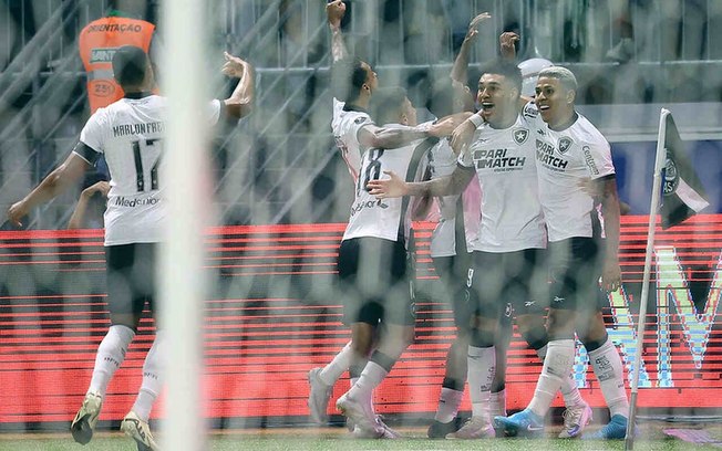 Botafogo não disputa a semifinal da Libertadores há 51 anos Botafogo não disputa a semifinal da Libertadores há 51 anos