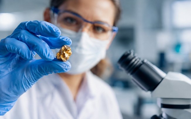 Ouro na medicina: como o metal é usado para tratar doenças