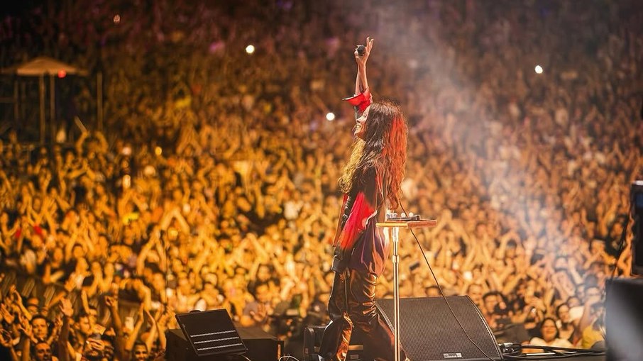 A Canadense Alanis Morissette será uma das atrações A Canadense Alanis Morissette será uma das atrações