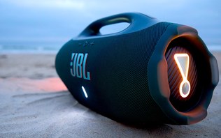 Boombox 4 se consagra como a caixa portátil mais potente da JBL