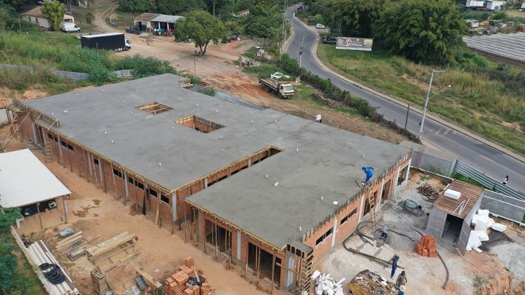 Obras na nova UBS Jardim Emília avançam em Louveira