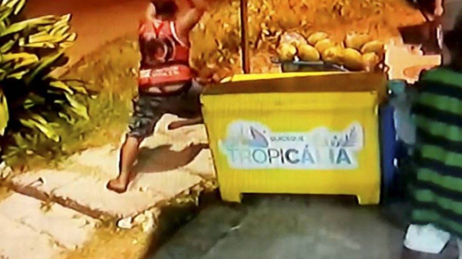 Vítima foi agredida sem chances de reação