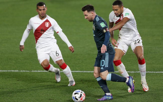 Argentina lidera as Eliminatórias Sul-Americanas com 100% de aproveitamento Argentina lidera as Eliminatórias Sul-Americanas com 100% de aproveitamento
