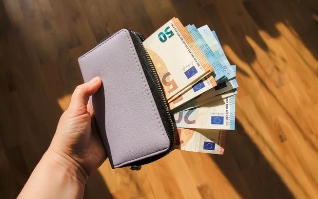 Salário mínimo em Portugal é de € 920 em 2026
