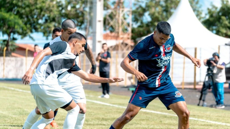 Guanabara City superou o Vasco na Copinha Guanabara City superou o Vasco na Copinha
