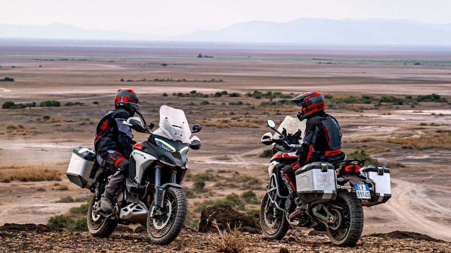 Ducati lança Multistrada V4 Rally com mais autonomia e pacotes avançados para o off-road