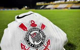 Adeus Nike? Corinthians negocia acordo de R$ 1 bi com a Adidas