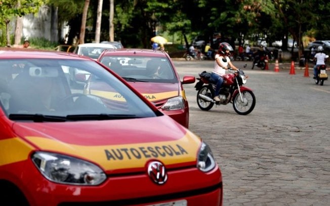 Dispensa de autoescola reacende debate sobre segurança