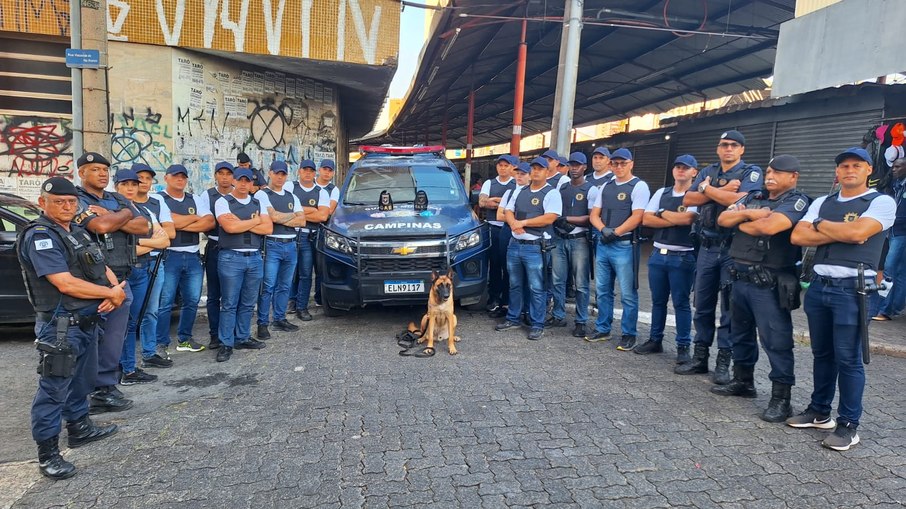 Canil da GM participou com o cão Flecha, que atuou na varredura pela linha férrea.