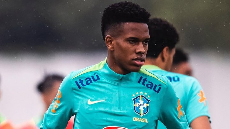Estêvão
compara Ancelotti e Abel Ferreira: 
